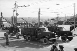 Парад в Севастополе 1 мая 1954 года.jpg